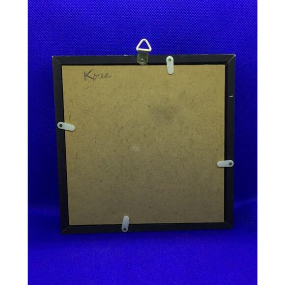 Handmade Korean 3D Clay Picture of Girl and Boy in Black Frame - Picture 5 of 5